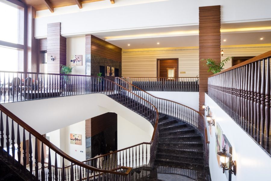 xr:d:DAFcHyqEbYY:26,j:48033101367,t:23030310